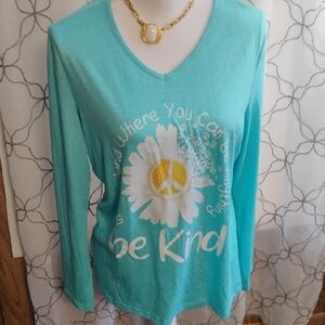 Aqua 'Be Kind' Daisy Graphic V‑Neck Long Sleeve Tee
